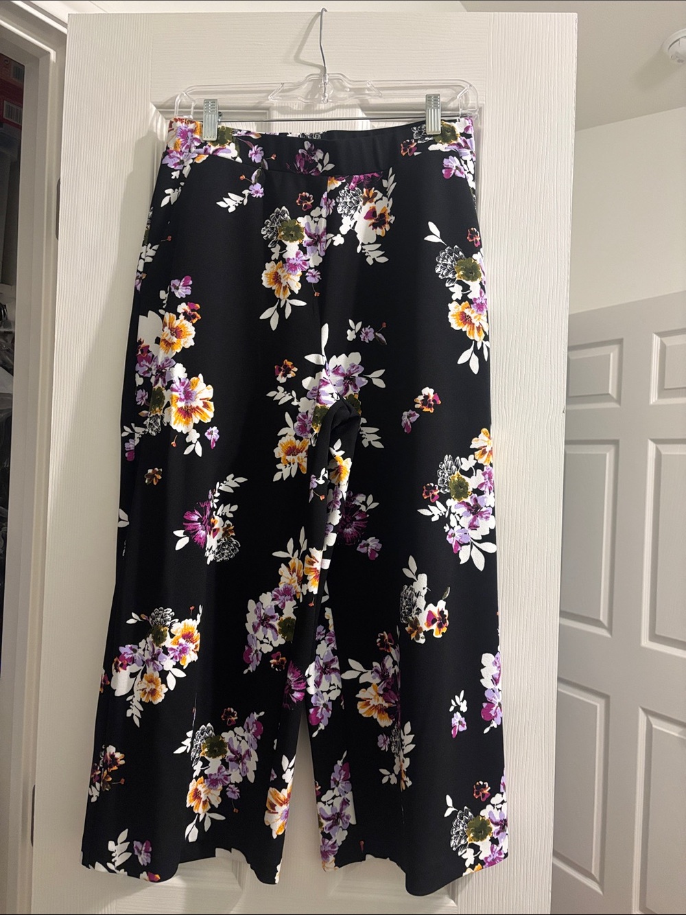 Versona Black Wide-Leg Floral Pants with Purple & Yellow Blooms